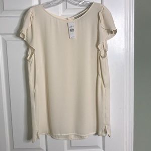 Short sleeve cream blouse with tulip sleeves